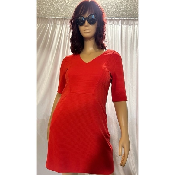 Wisp Casual Dress - Picture 3 of 3